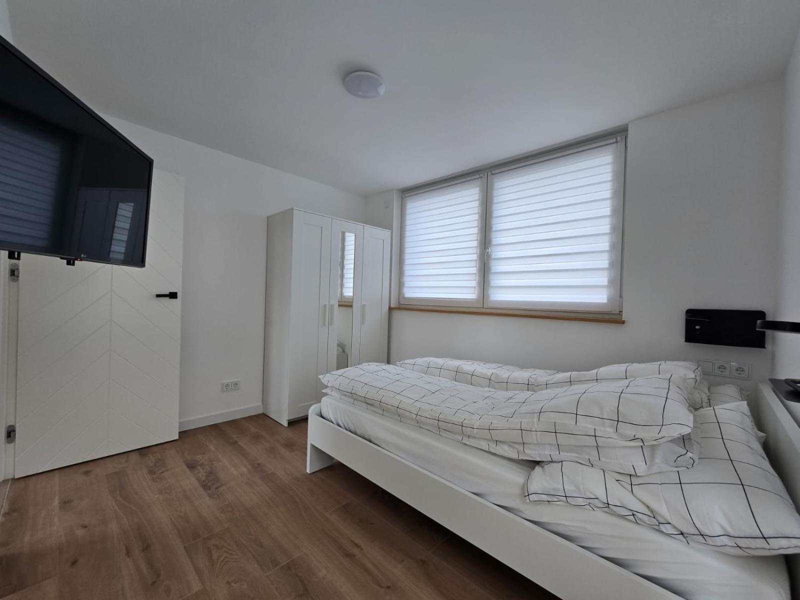 Hunsruecker Tiny Ferien L Villa Ottenbach Bagian luar foto
